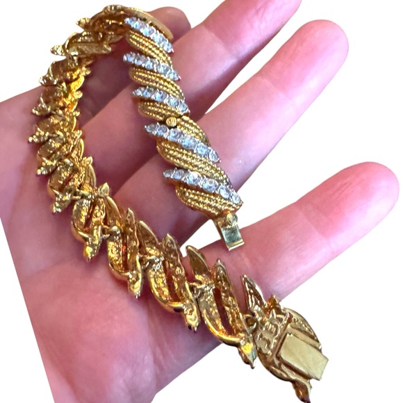 Elegant Vintage JBK Camrose & Kross Gold and Silver CZ crystal Twist Bracelet - Picture 8 of 8
